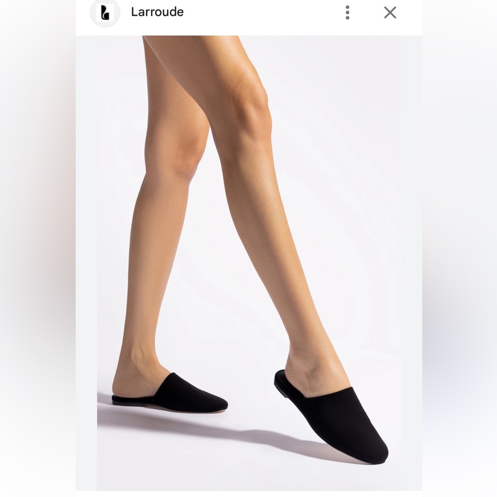 Larroudé
Venice Flat Mule In Black Suede WOMEN size 6.5 NEW